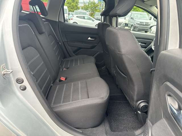 Fahrzeugbild eines Dacia Duster