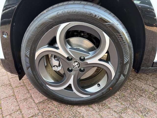 Fahrzeugbild eines Alfa Romeo Junior