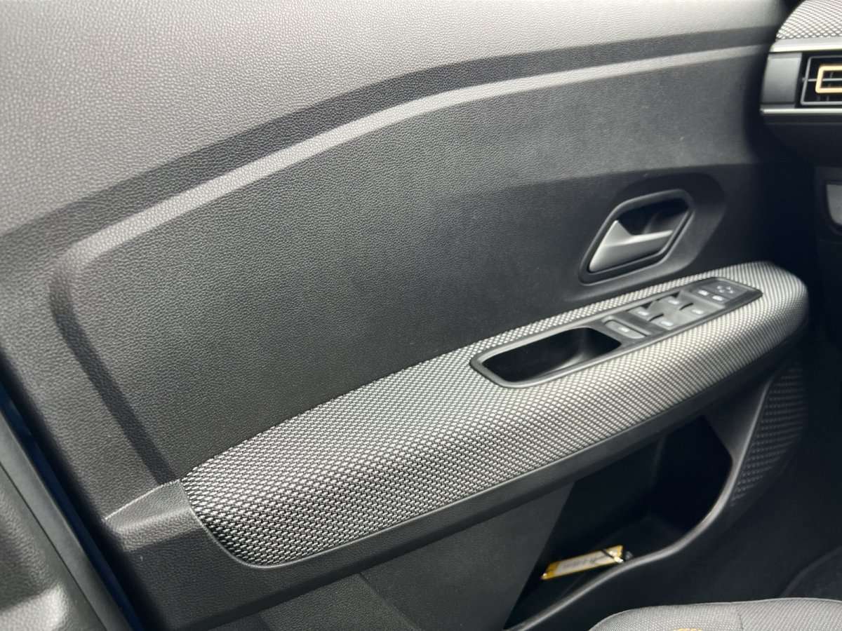 Fahrzeugbild eines Dacia Sandero