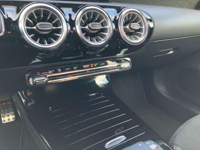 Fahrzeugbild eines Mercedes-Benz A-Klasse