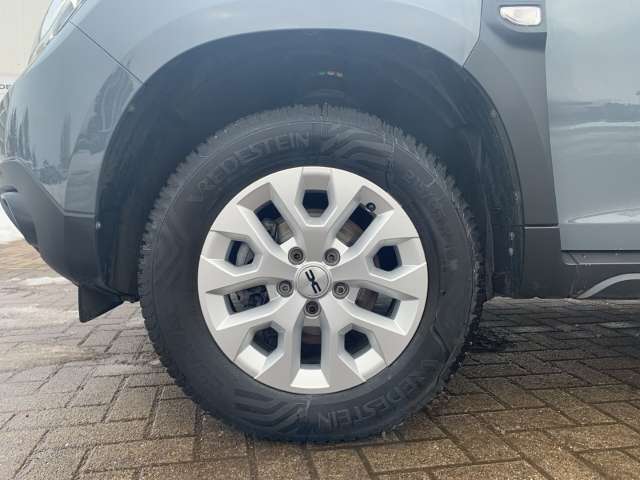Fahrzeugbild eines Dacia Duster