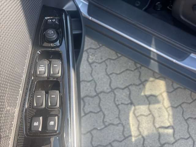 Fahrzeugbild eines KGM Tivoli