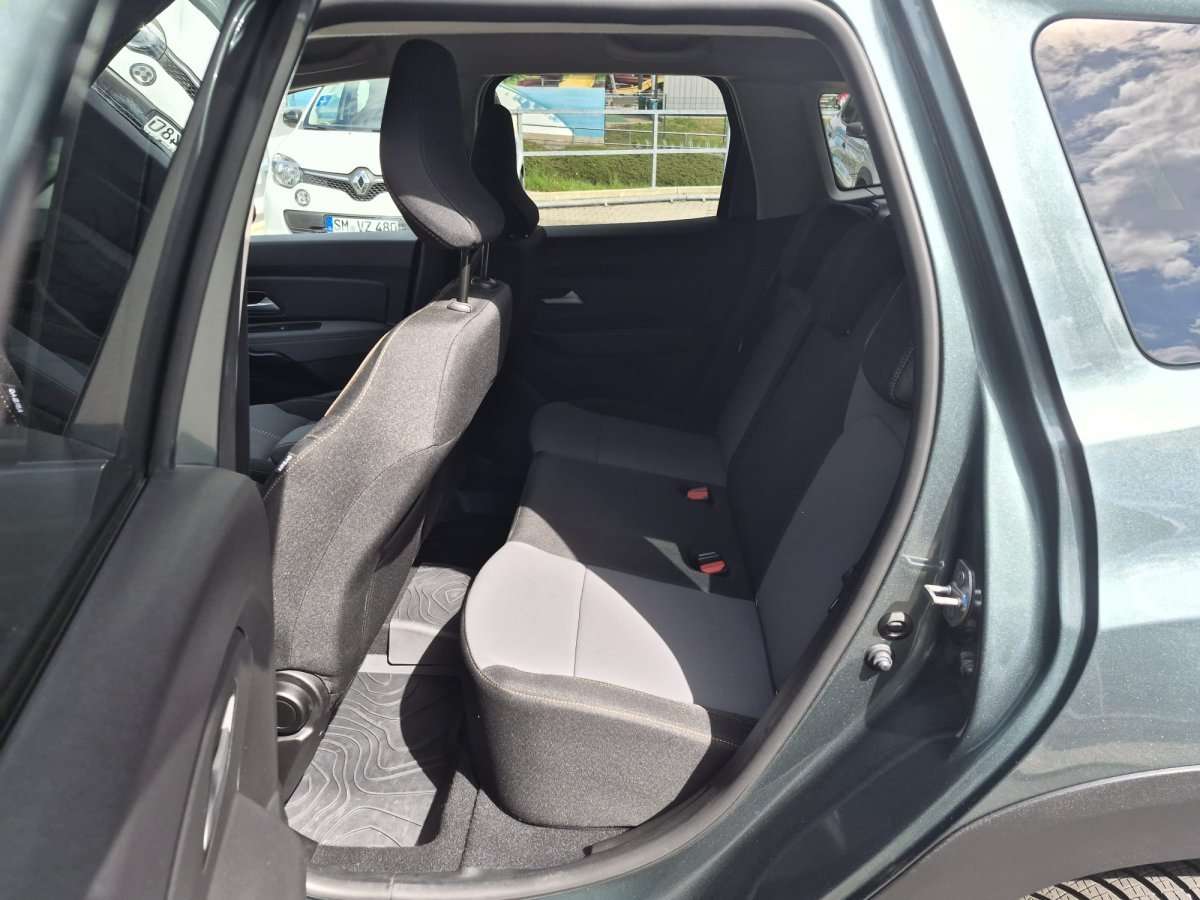 Fahrzeugbild eines Dacia Duster