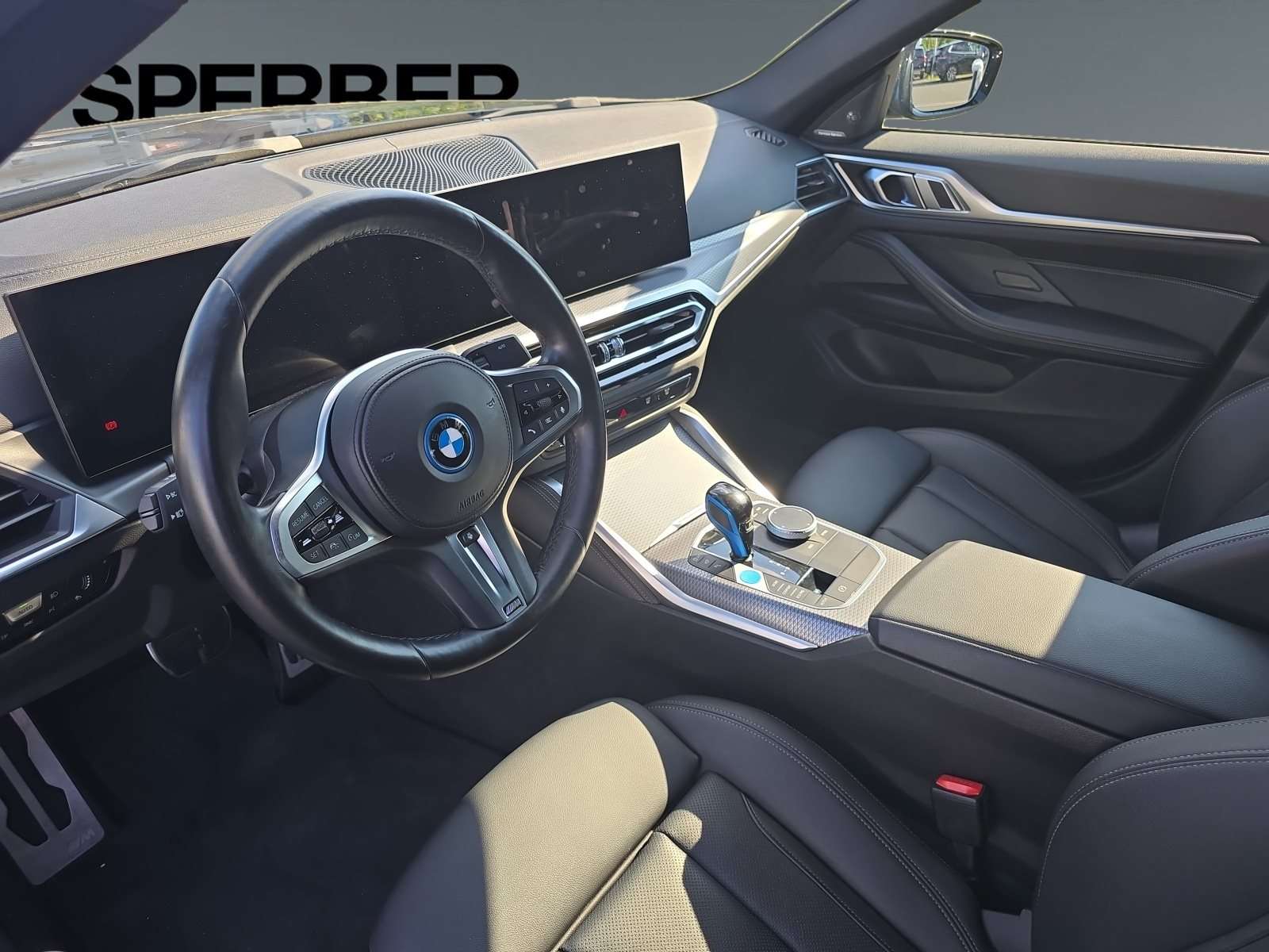 Fahrzeugbild eines BMW i4
