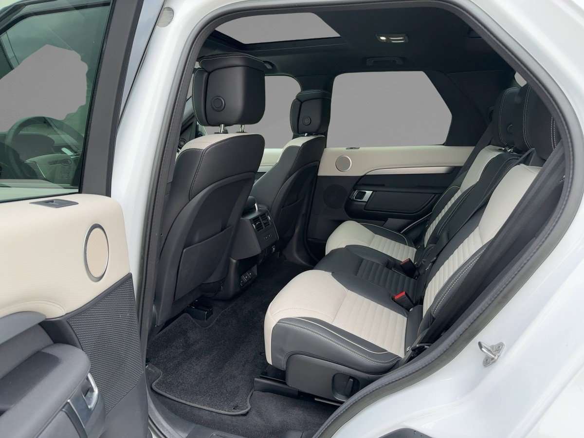 Fahrzeugbild eines Land Rover Discovery