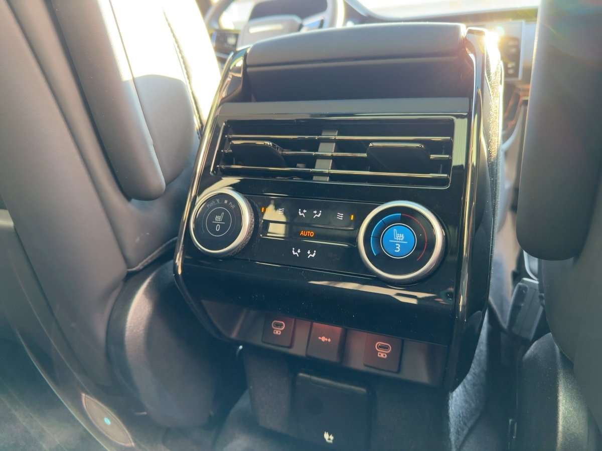 Fahrzeugbild eines Land Rover Range Rover Sport