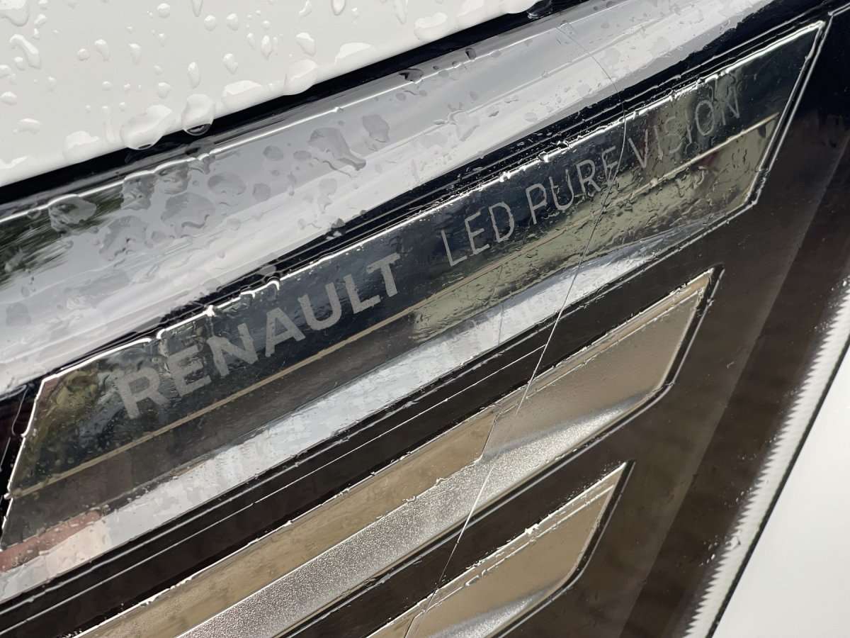 Fahrzeugbild eines Renault Trafic