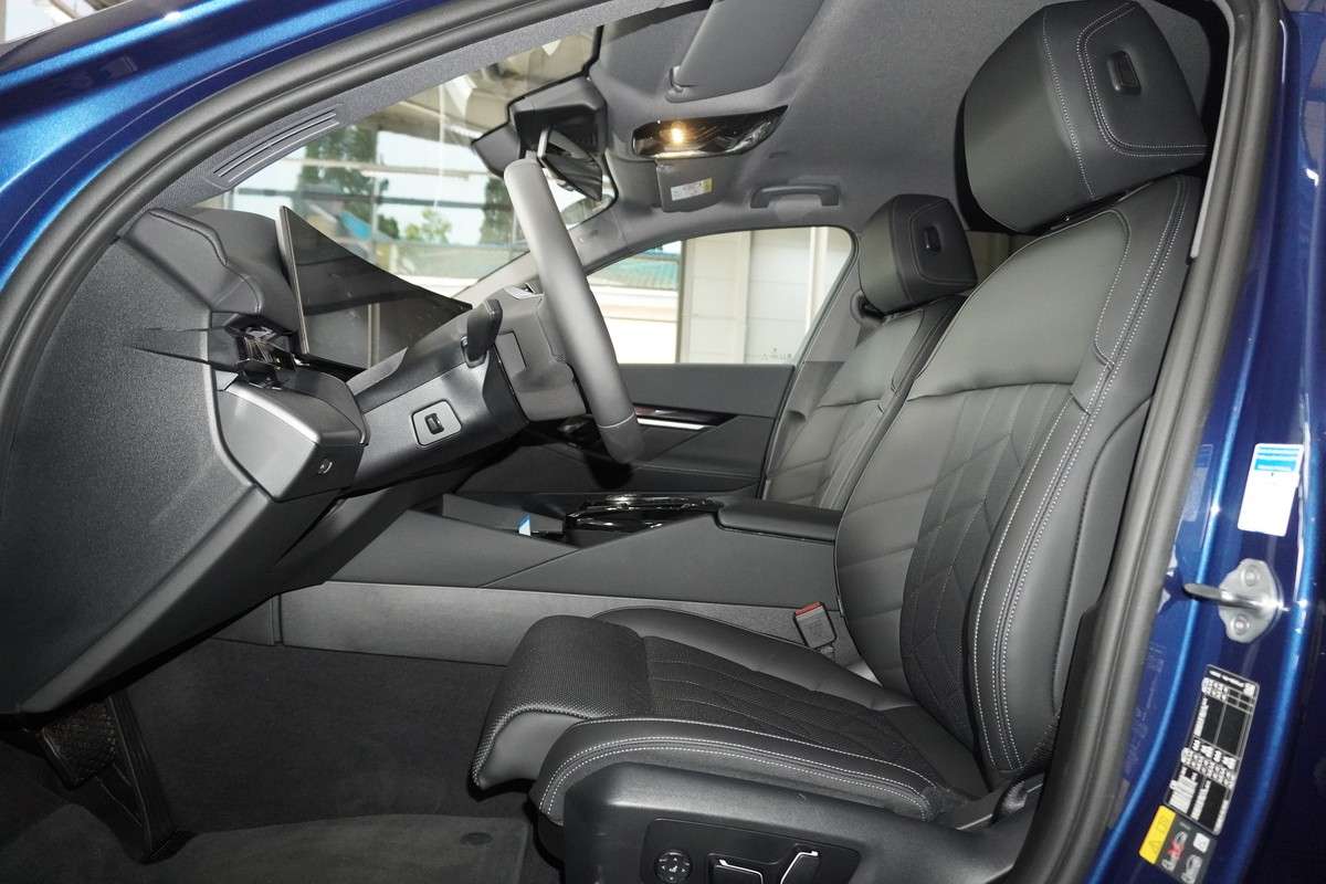 Fahrzeugbild eines BMW i5