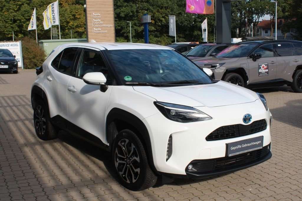 Fahrzeugbild eines Toyota Yaris Cross