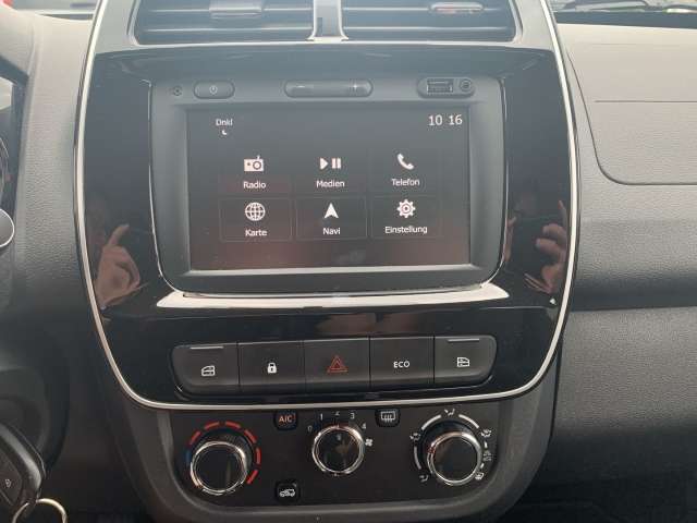 Fahrzeugbild eines Dacia Spring