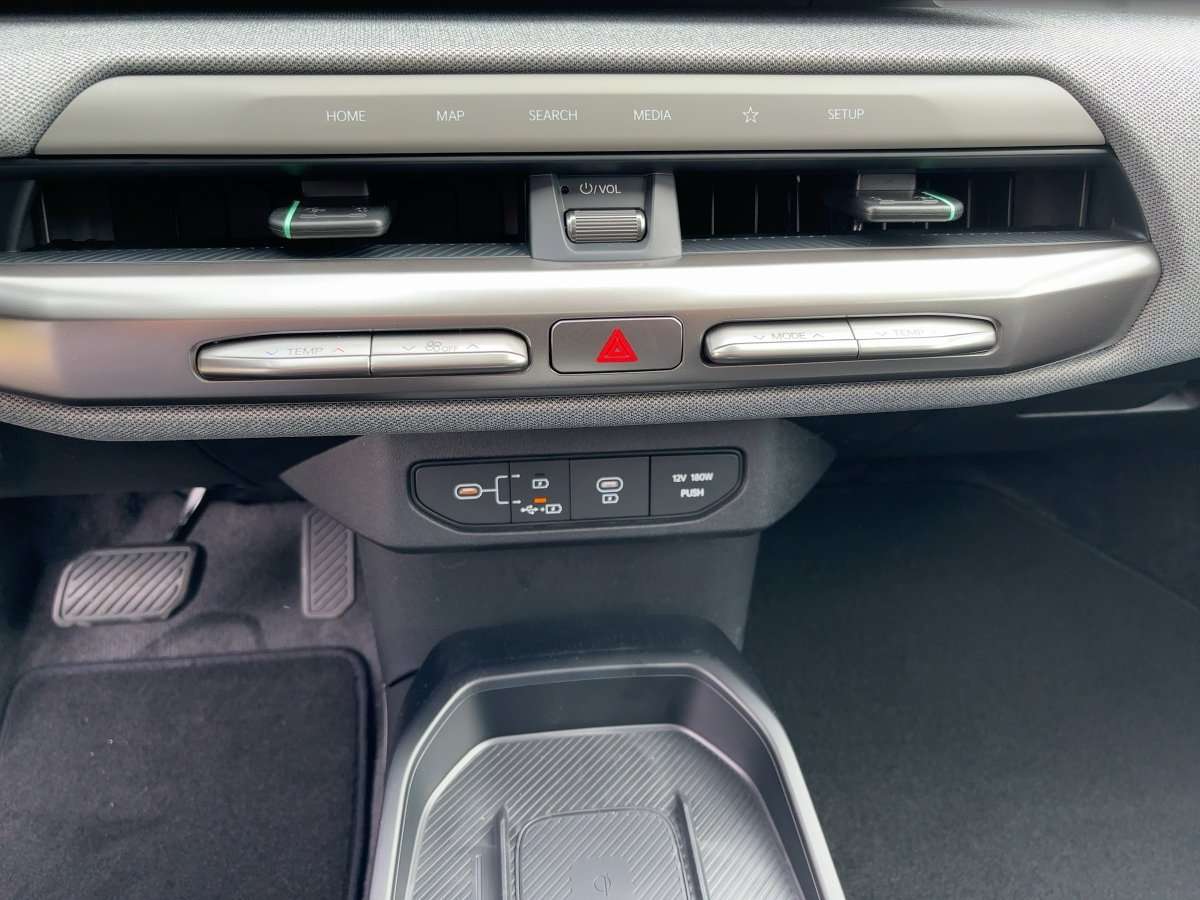 Fahrzeugbild eines Kia EV4