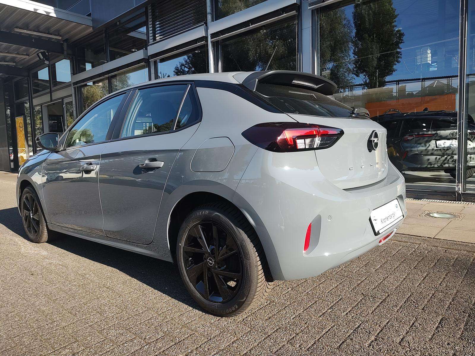 Fahrzeugbild eines Opel Corsa