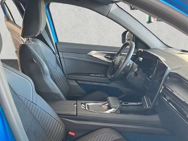 Fahrzeugbild eines Renault Rafale