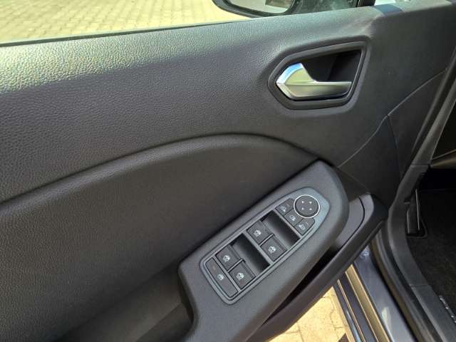 Fahrzeugbild eines Renault Clio