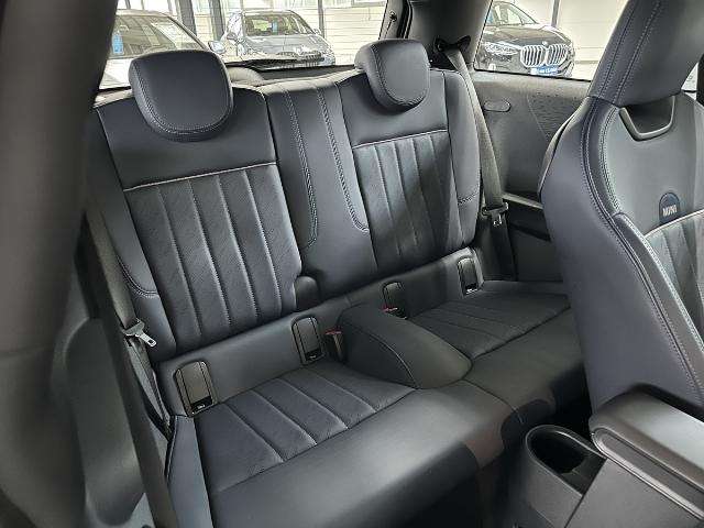 Fahrzeugbild eines MINI COOPER