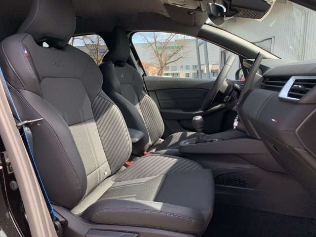 Fahrzeugbild eines Renault Clio