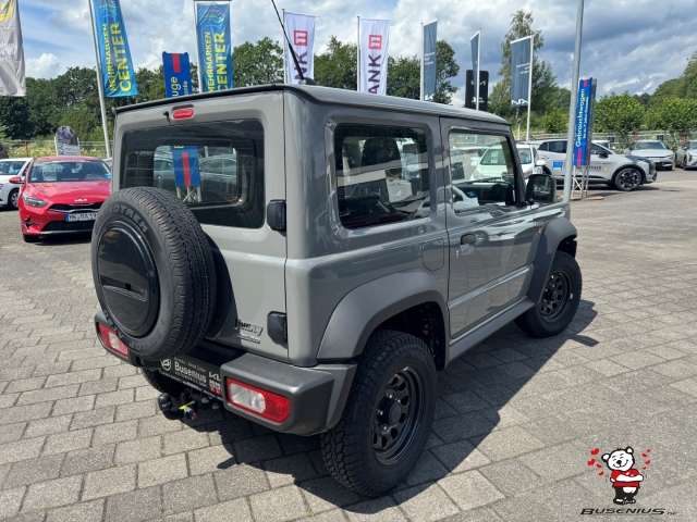 Fahrzeugbild eines Suzuki Jimny