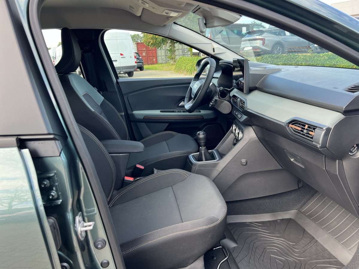 Fahrzeugbild eines Dacia Sandero