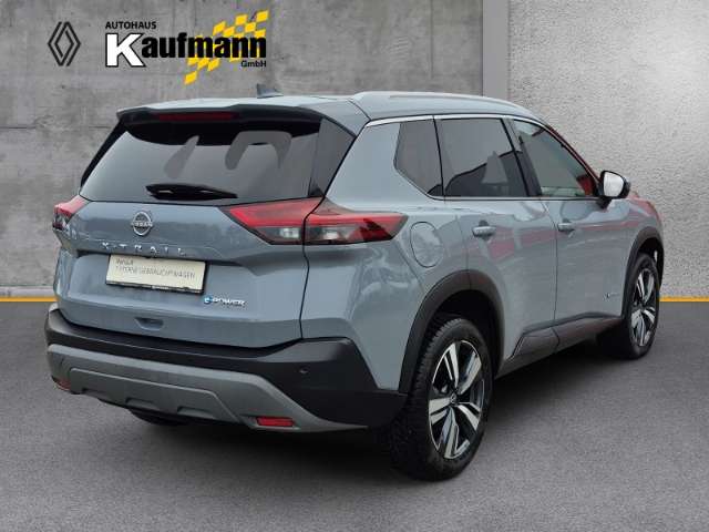 Fahrzeugbild eines Nissan X-TRAIL