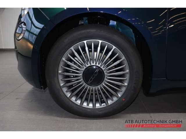 Fahrzeugbild eines Fiat 500