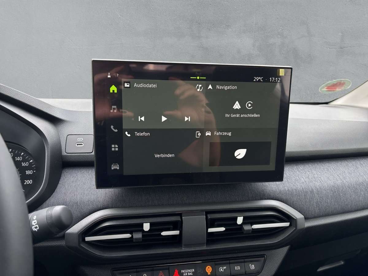 Fahrzeugbild eines Dacia Sandero
