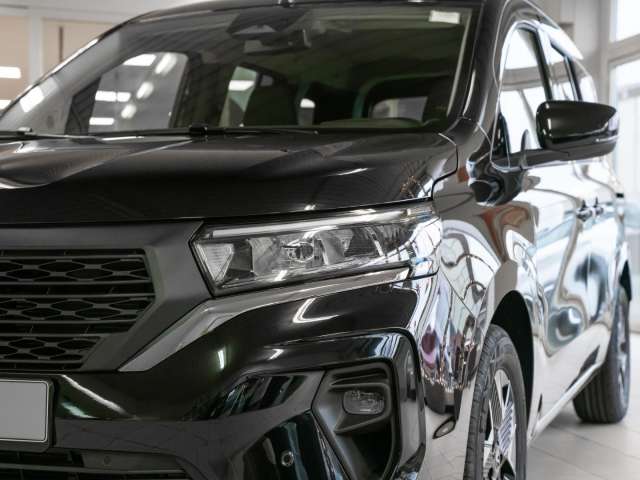 Fahrzeugbild eines Nissan Townstar