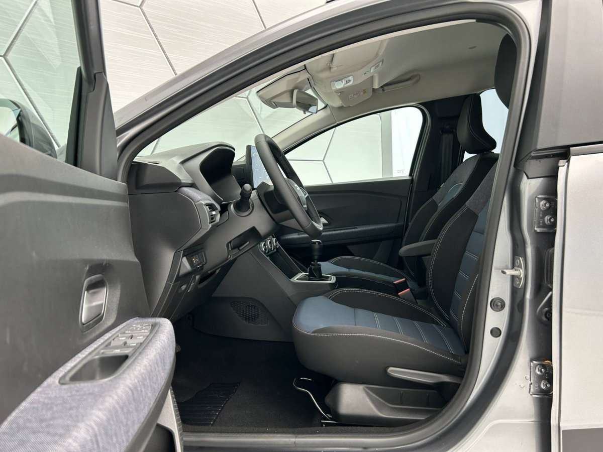Fahrzeugbild eines Dacia Sandero
