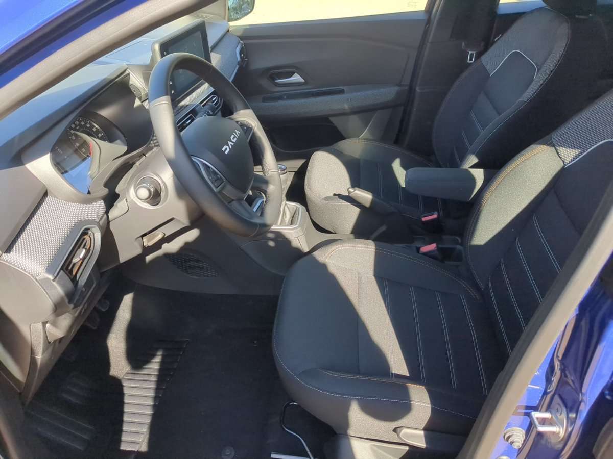 Fahrzeugbild eines Dacia Sandero