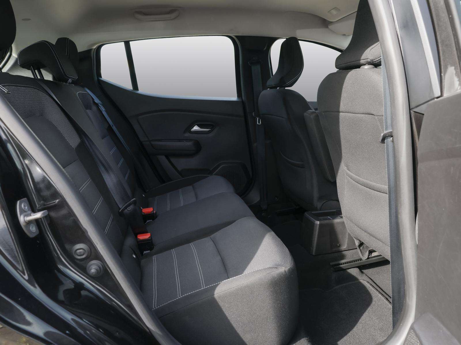Fahrzeugbild eines Dacia Sandero