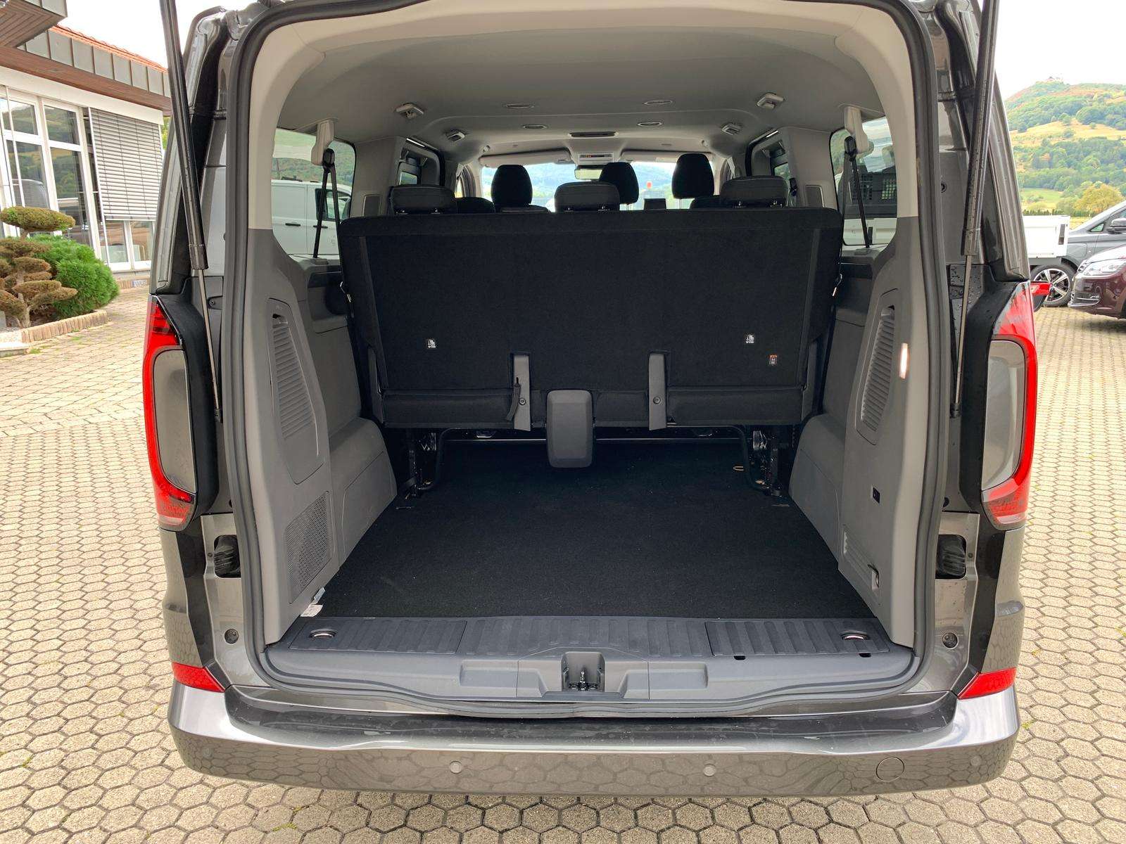 Fahrzeugbild eines Volkswagen Caravelle