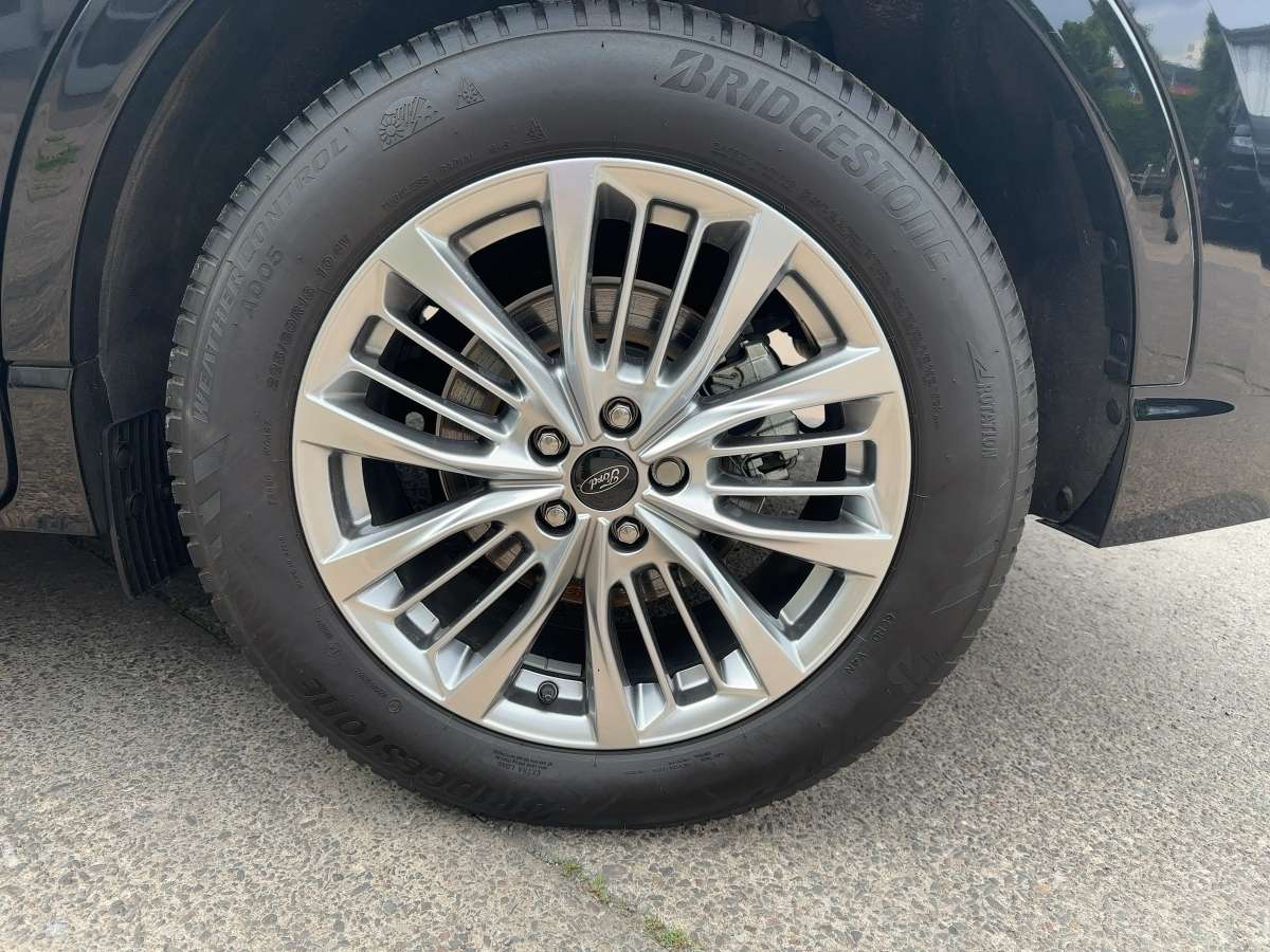 Fahrzeugbild eines Ford Kuga