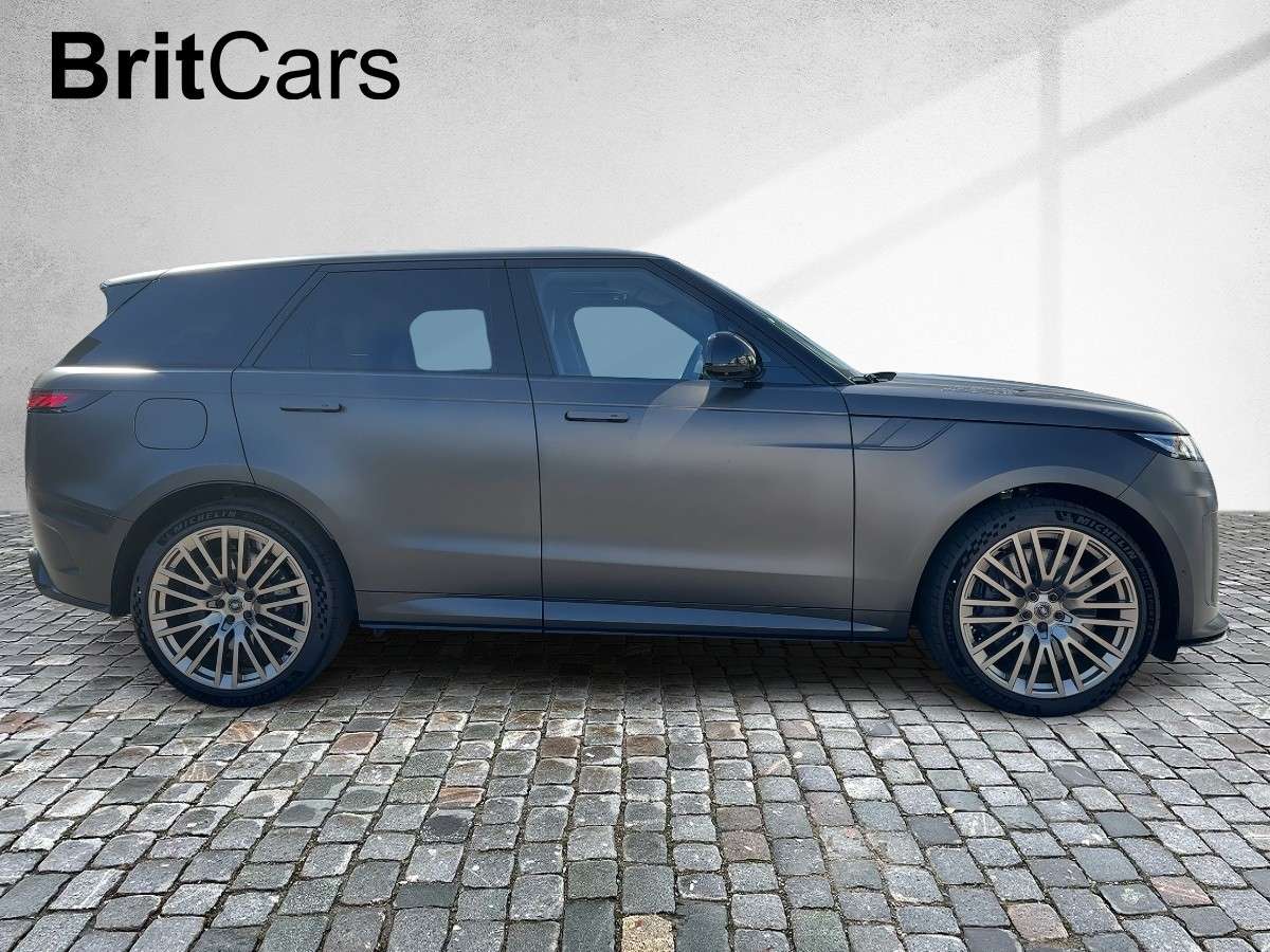 Fahrzeugbild eines Land Rover Range Rover Sport