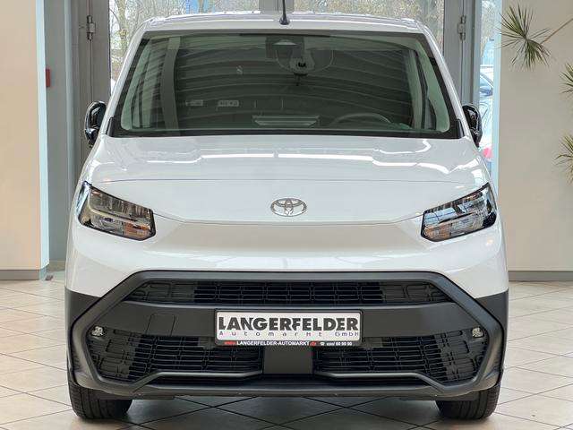 Fahrzeugbild eines Toyota Proace City