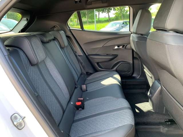 Fahrzeugbild eines Peugeot 2008