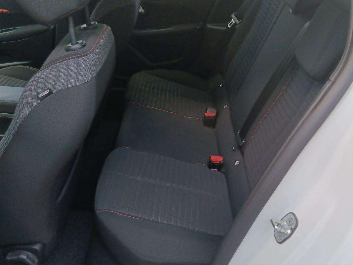 Fahrzeugbild eines Peugeot 208