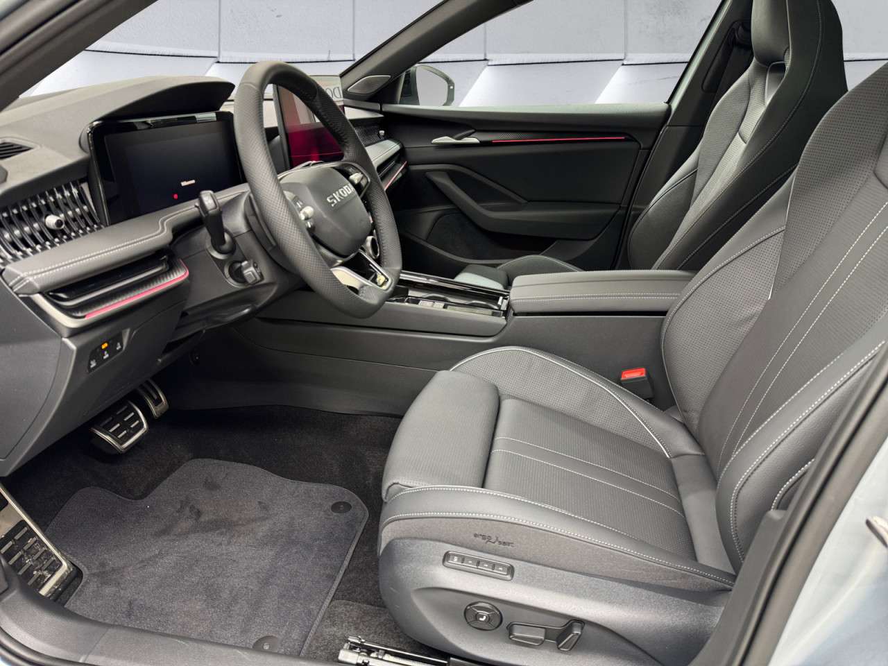 Fahrzeugbild eines Skoda Superb
