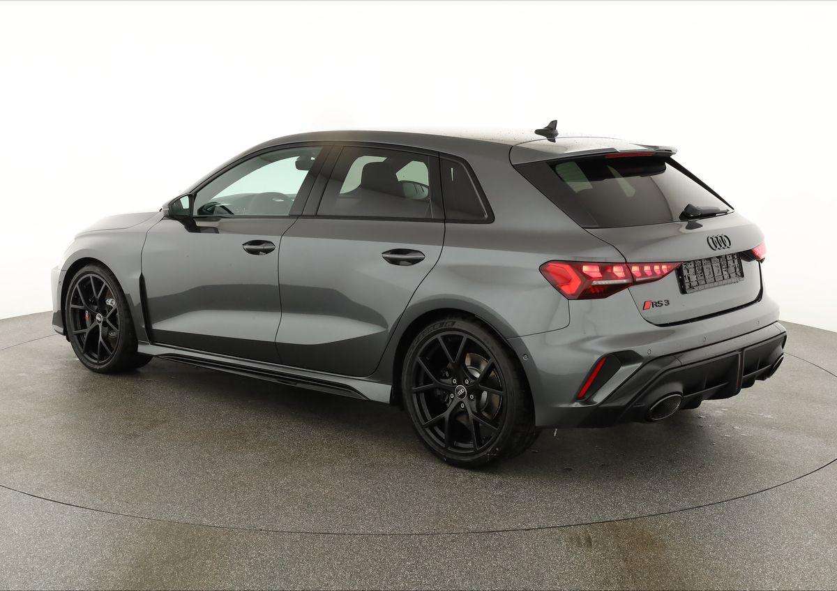 Fahrzeugbild eines Audi RS3