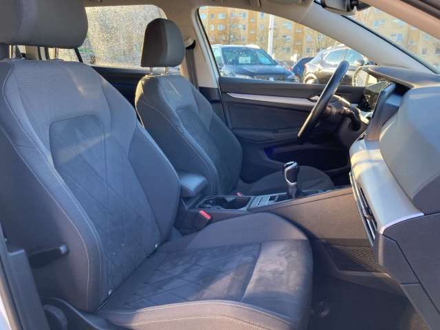 Fahrzeugbild eines Volkswagen Golf