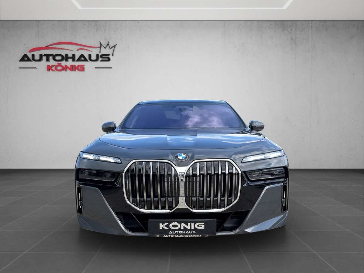 Fahrzeugbild eines BMW 7er-Reihe