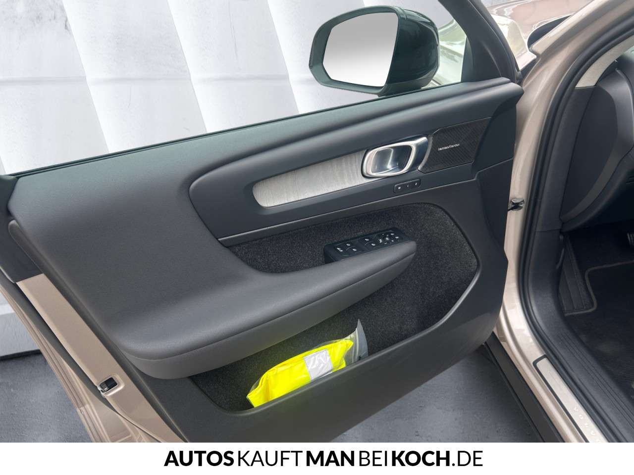 Fahrzeugbild eines Volvo XC40