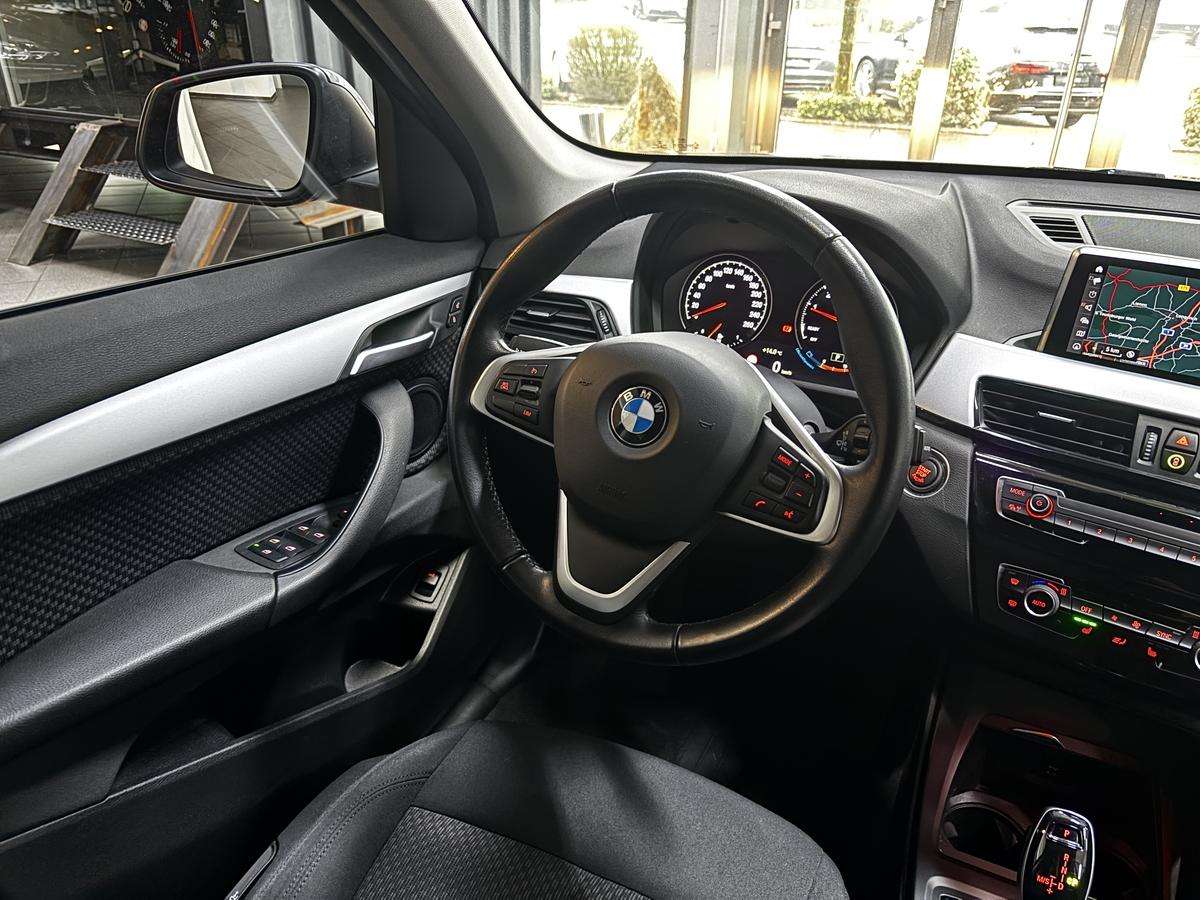 Fahrzeugbild eines BMW X1
