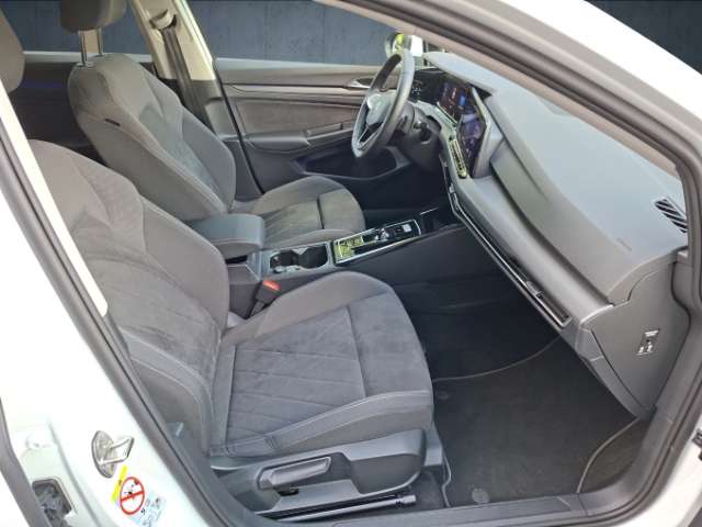 Fahrzeugbild eines Volkswagen Golf