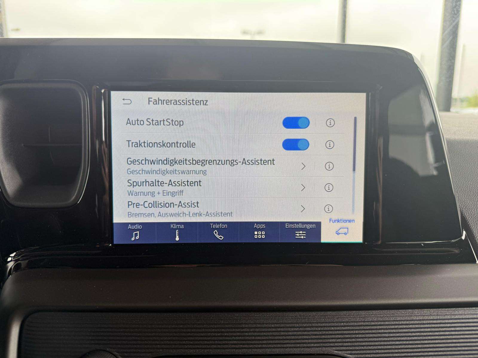 Fahrzeugbild eines Ford Tourneo Courier