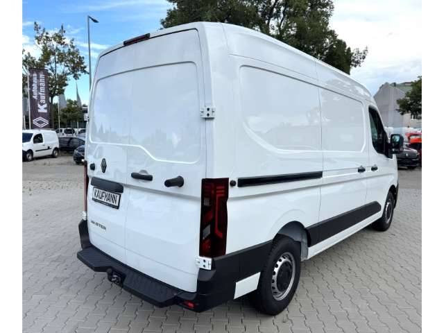Fahrzeugbild eines Renault Master