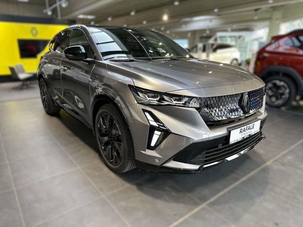 Fahrzeugbild eines Renault Rafale