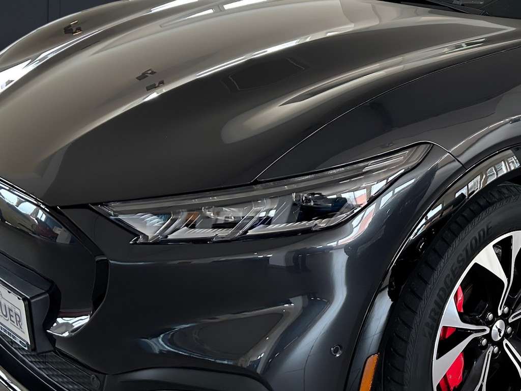 Fahrzeugbild eines Ford Mustang Mach-E
