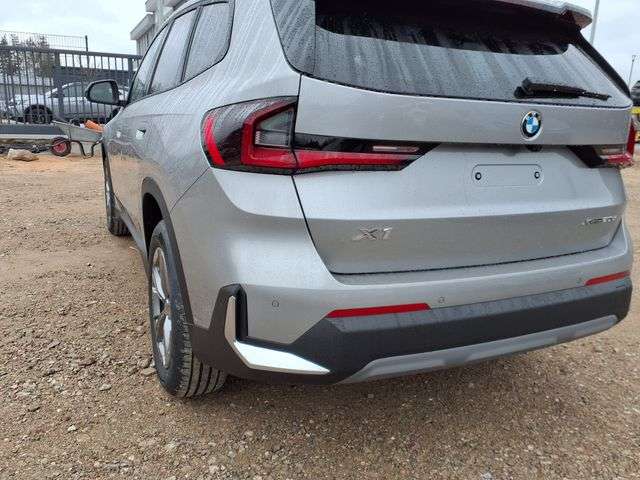 Fahrzeugbild eines BMW X1