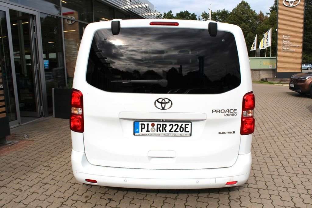 Fahrzeugbild eines Toyota Proace
