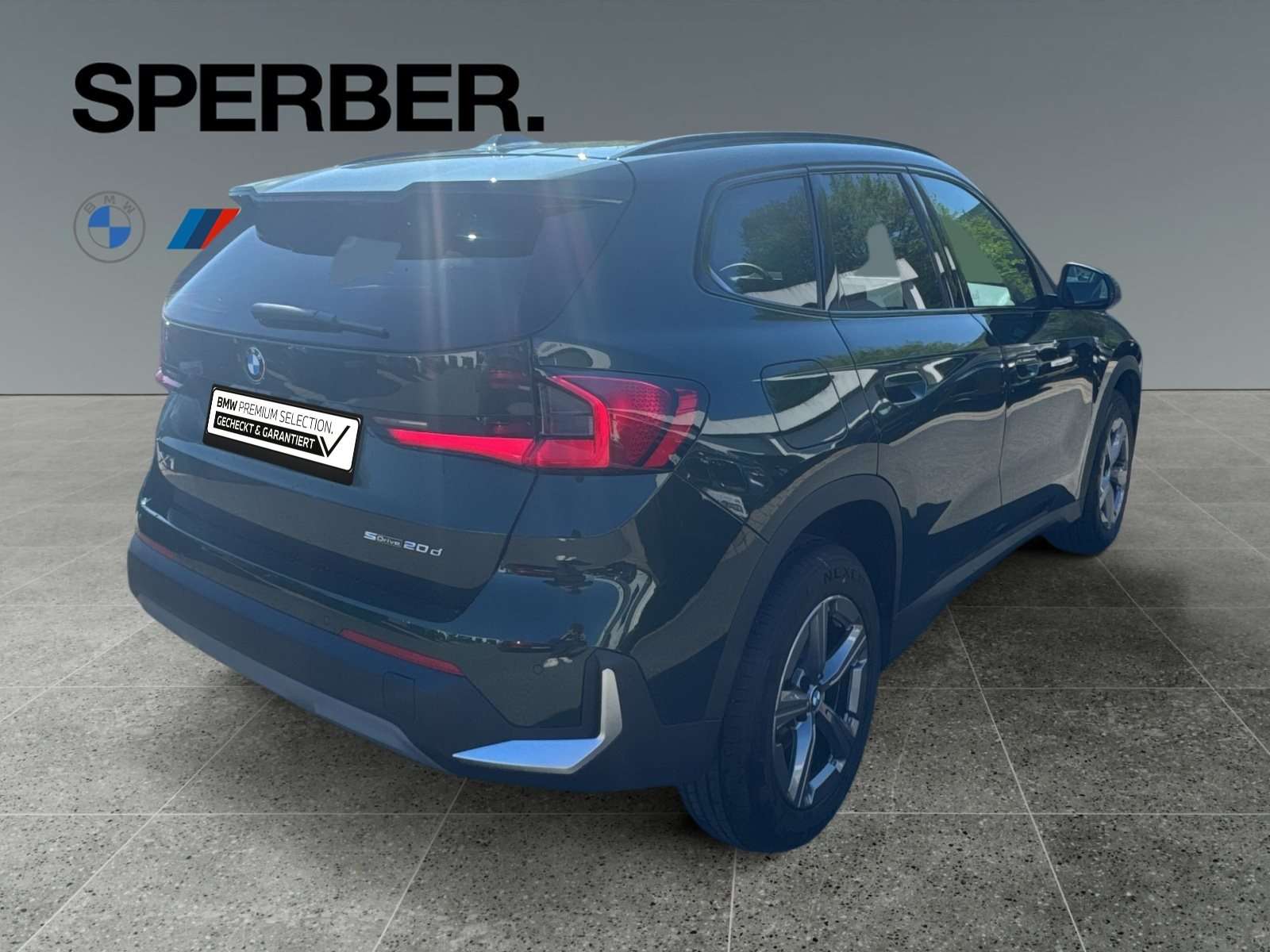 Fahrzeugbild eines BMW X1