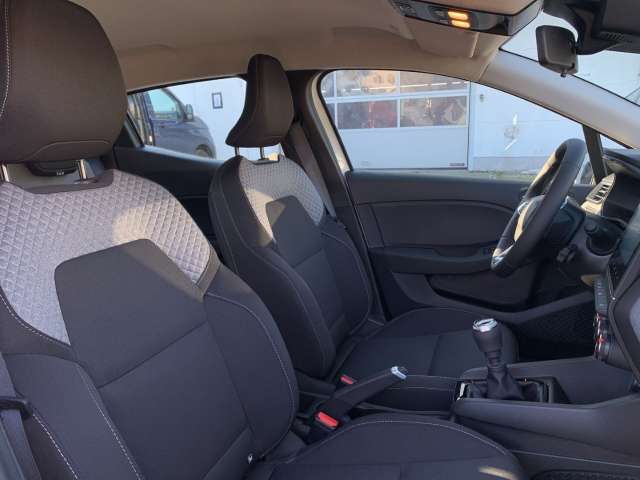 Fahrzeugbild eines Renault Clio